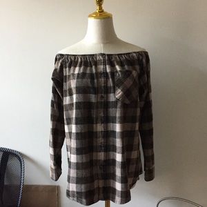UO | Urban Renewal Off-Shoulder Button down Shirt